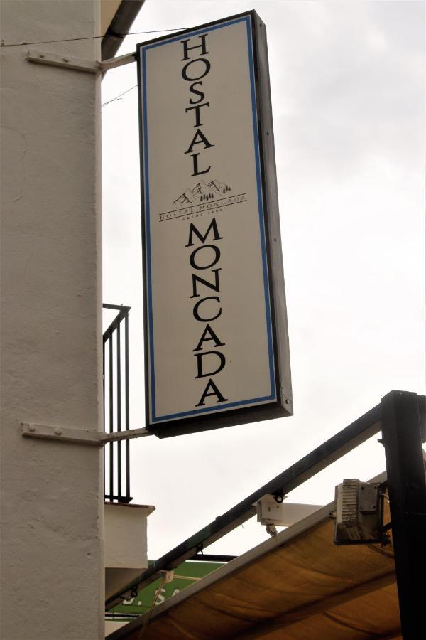 Hostal Moncada เกาซิน ภายนอก รูปภาพ