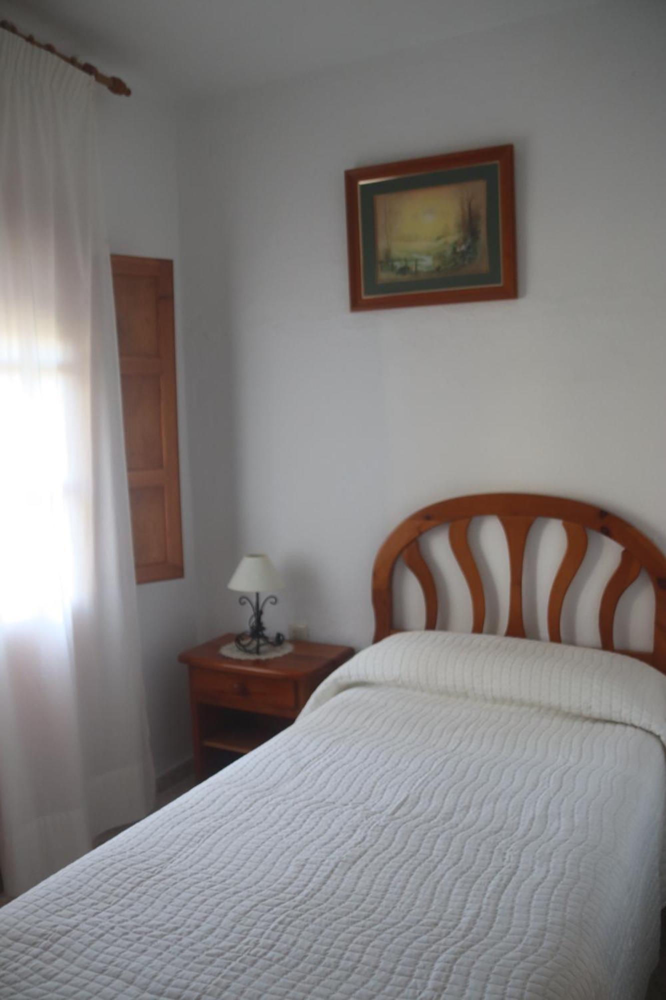 Hostal Moncada เกาซิน ภายนอก รูปภาพ